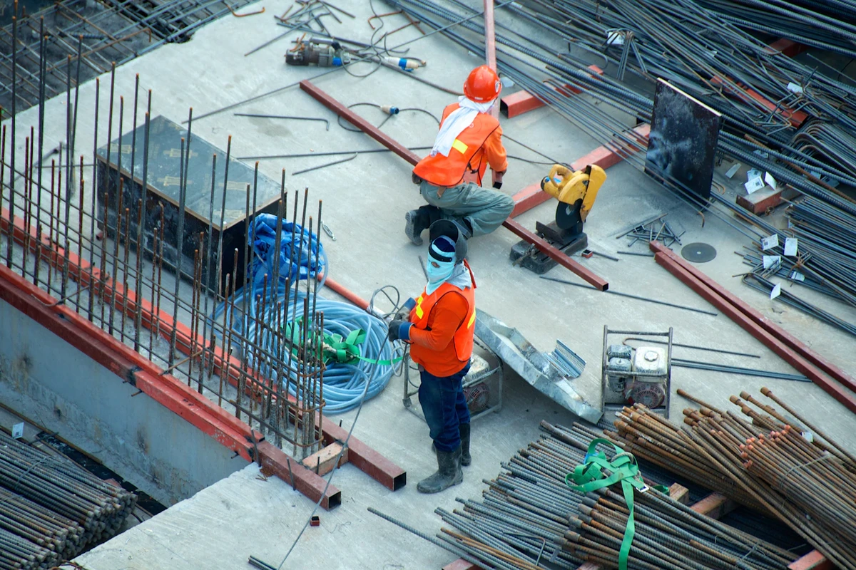 Equipo de AN REFORMAS ejecutando una reforma en Bilbao